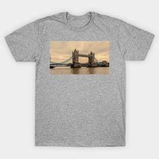 Tower Bridge Pano T-Shirt